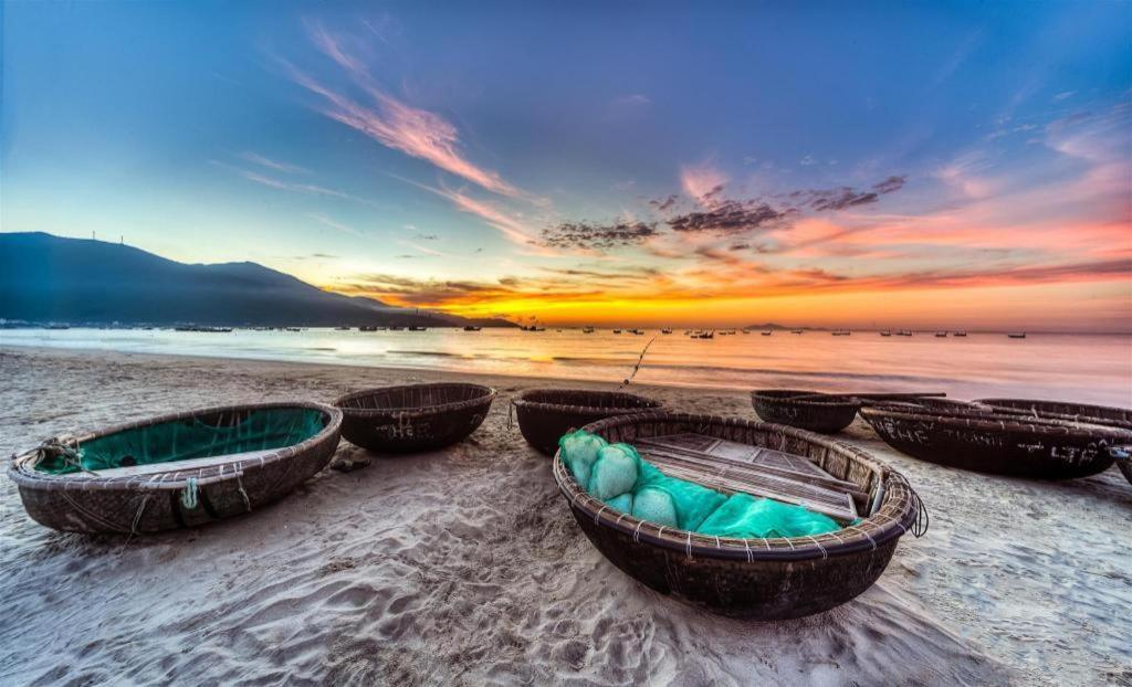 Golden Sea Hotel Danang Exterior photo